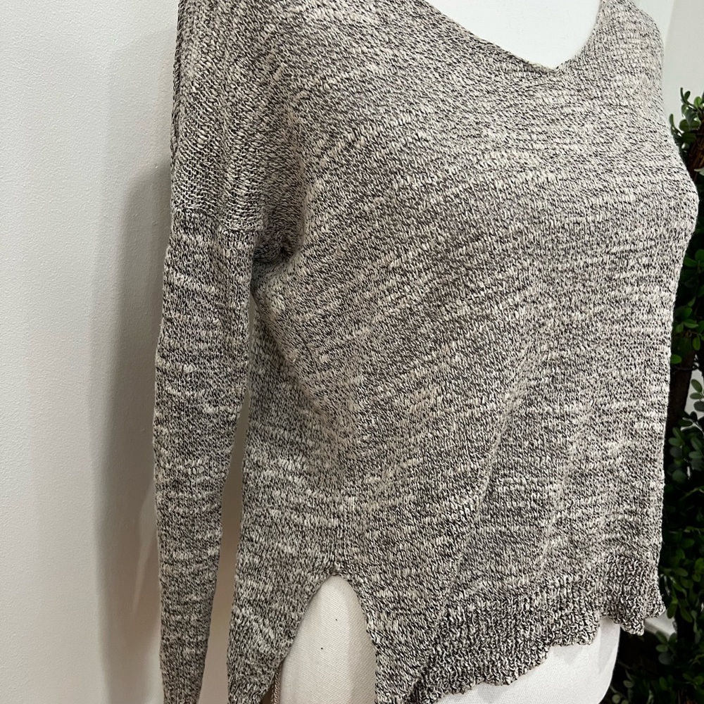 Hollister long sleeve top - Picture 4 of 6